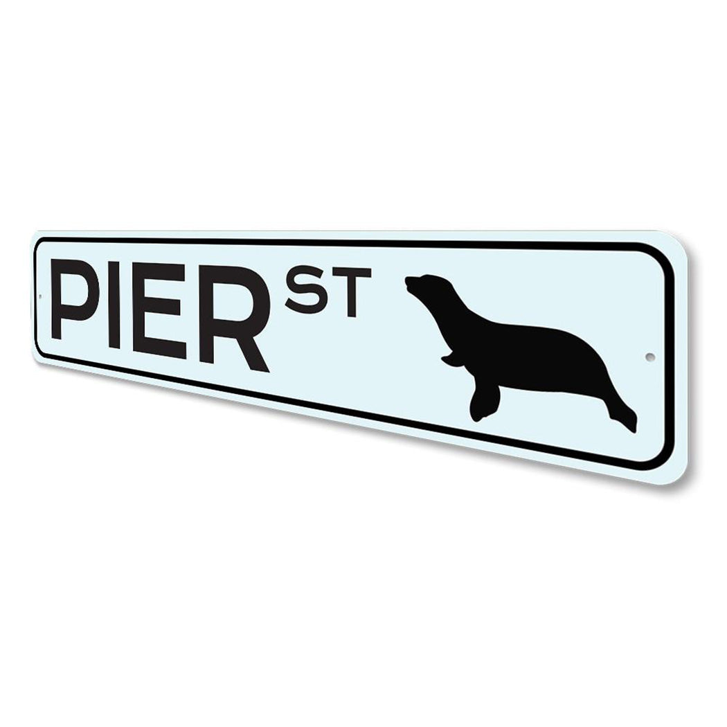 Pier Street Sign