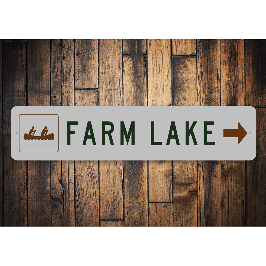 Canoe Farm Lake Arrow Sign