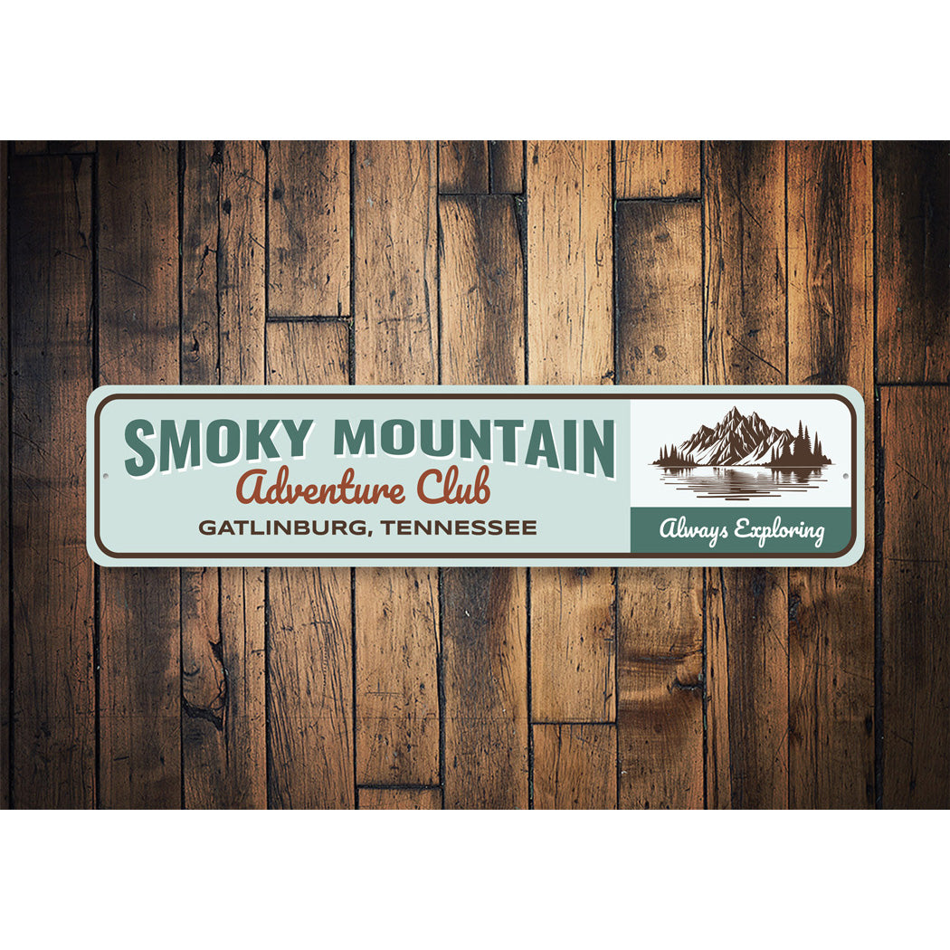 Smoky Mountain Adventure Club Gatlinburg Sign