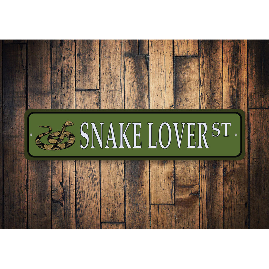 Snake Street Sign
