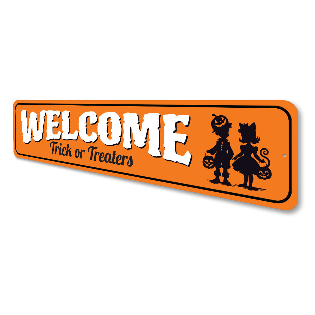 Welcome Trick Or Treaters Halloween Sign