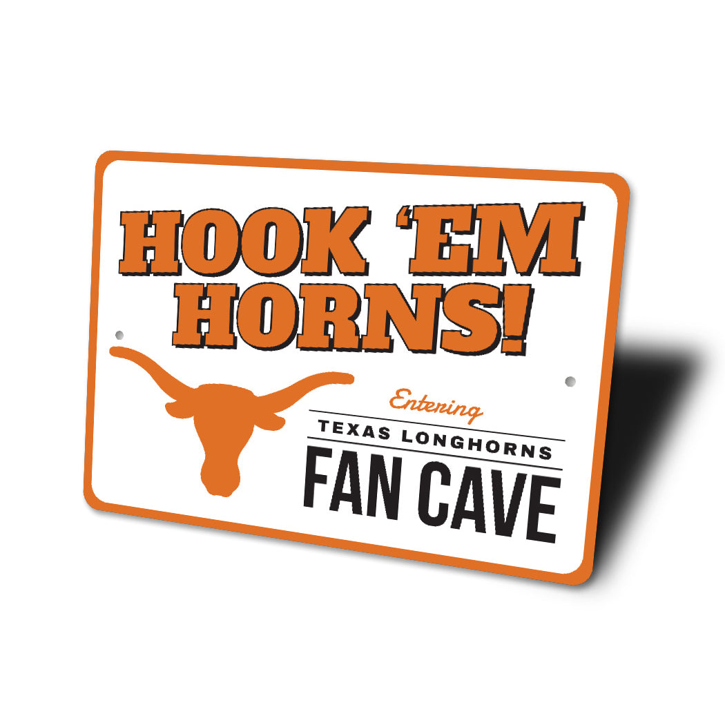 Hook Em Horns Texas Longhorn Fan Cave Sign