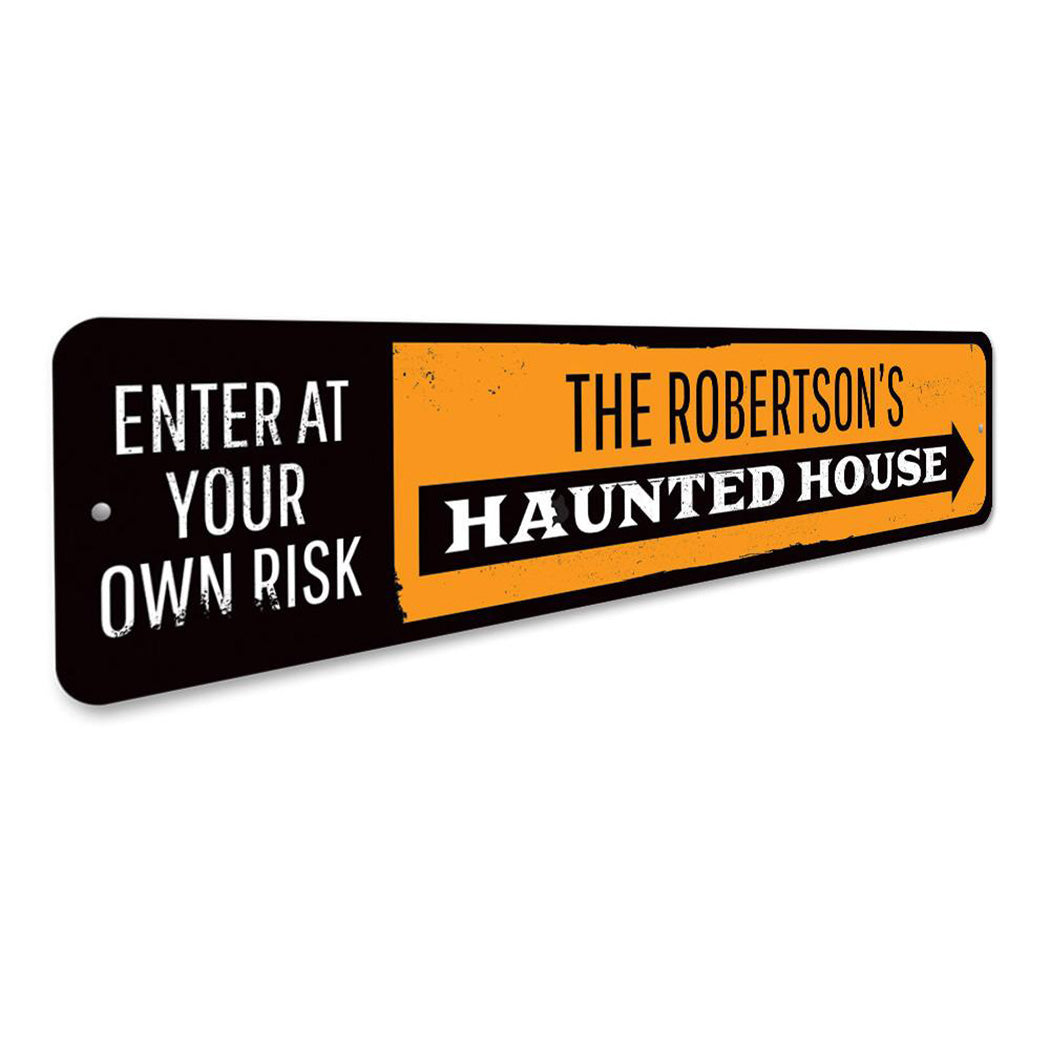 Haunted House Arrow Sign