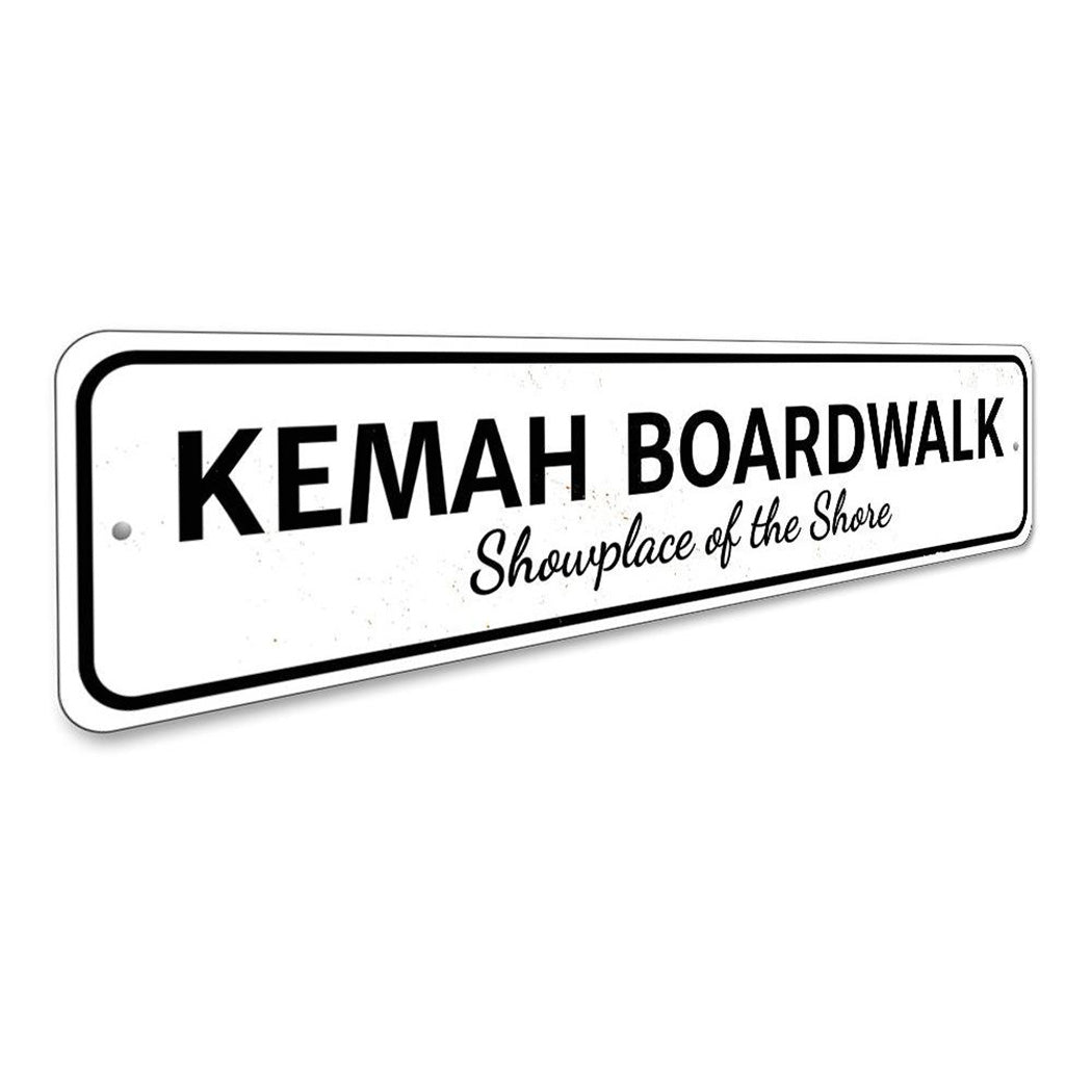 Boardwalk Showplace Sign