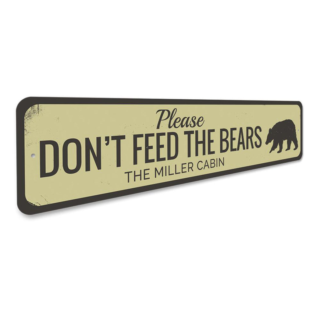 Dont Feed Bears Sign