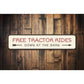 Free Tractor Rides Sign