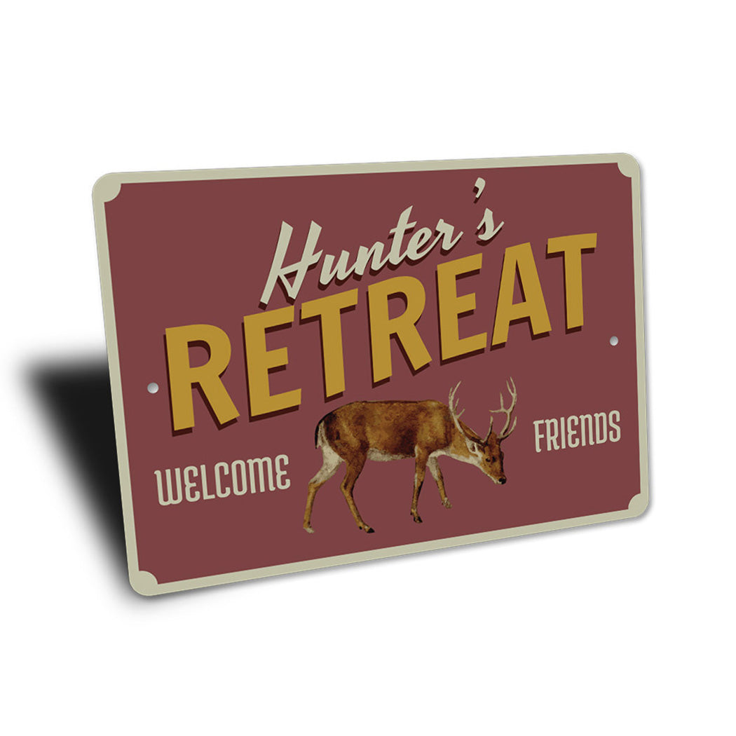 Hunter's Retreat Sign