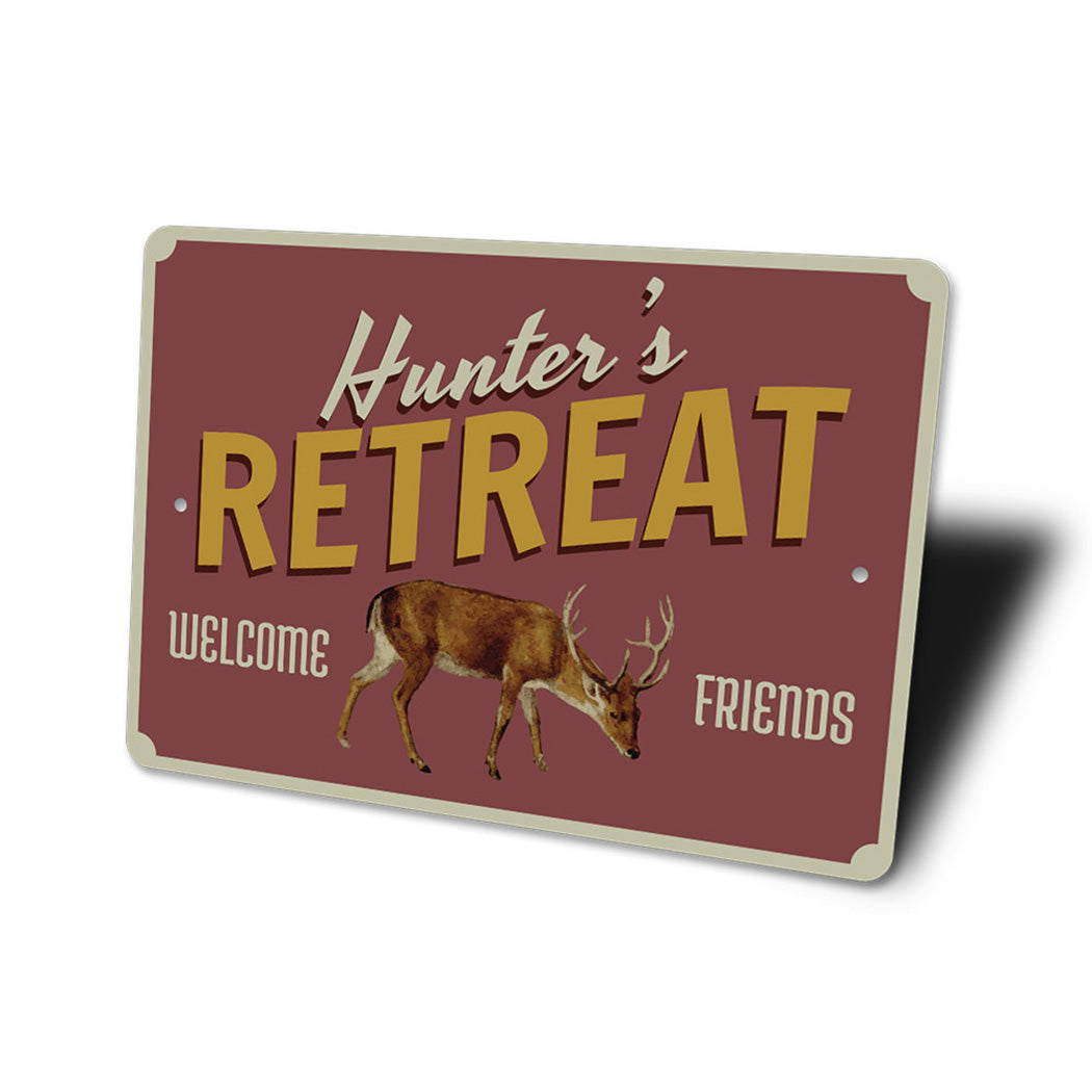 Hunter's Retreat Sign