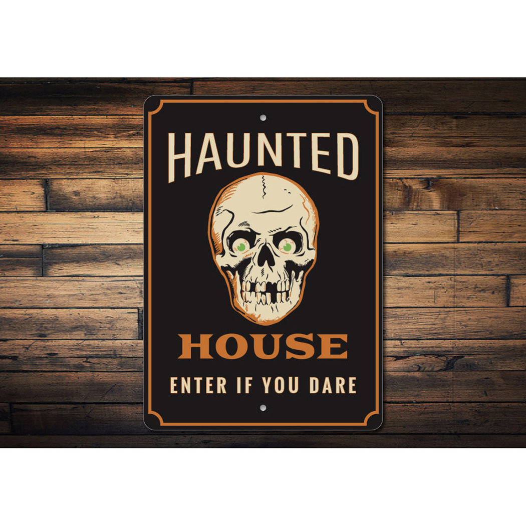 Haunted House Skull Sign