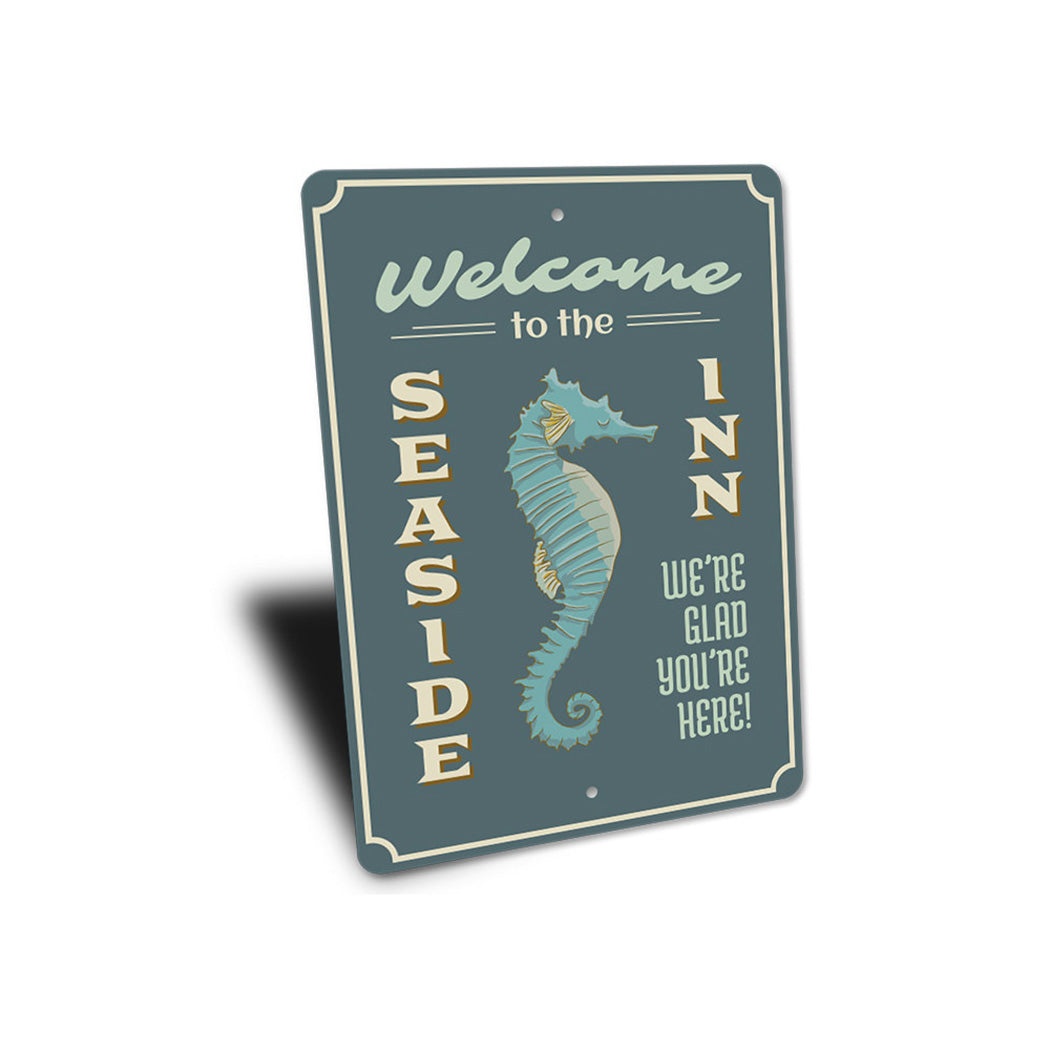 Seaside Inn Welcome Sign