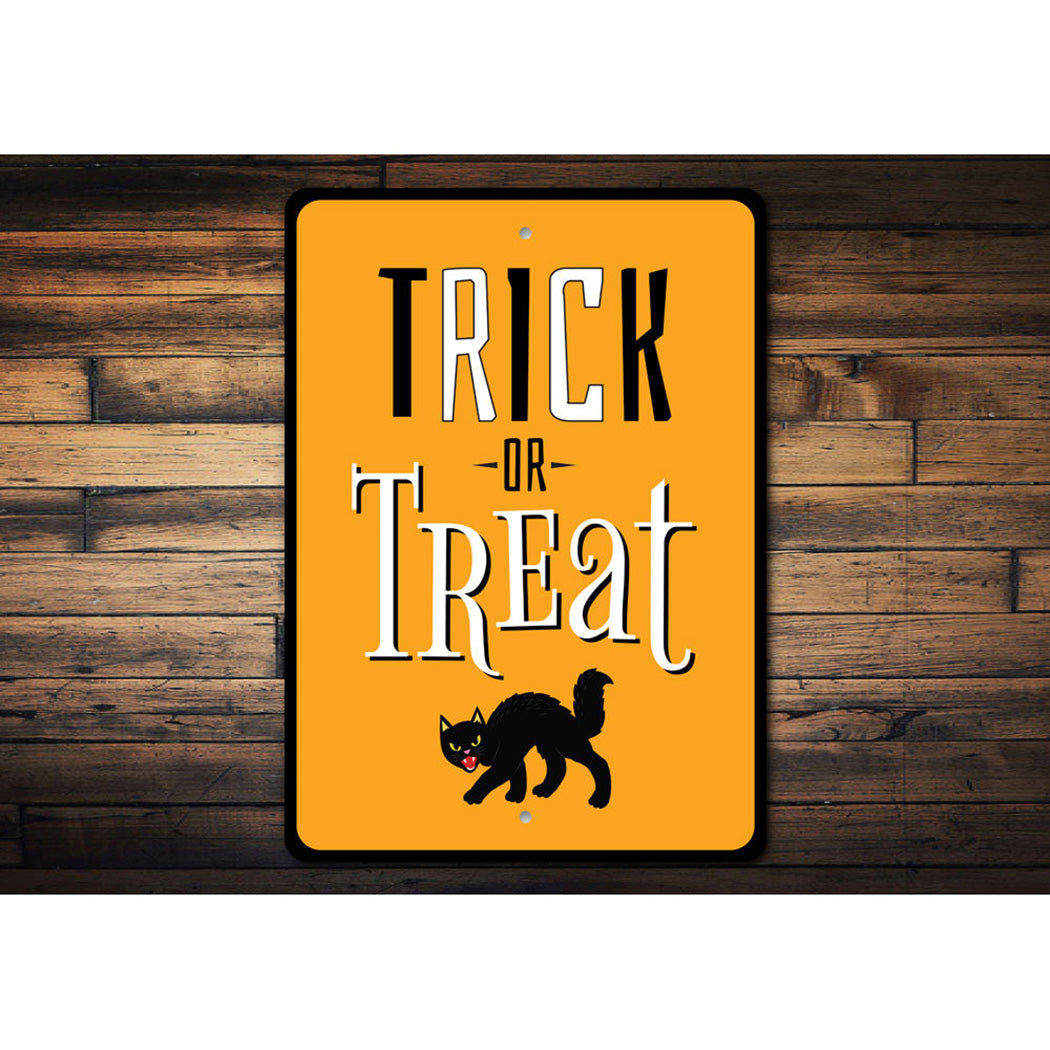 Trick or Treat Black Cat Sign