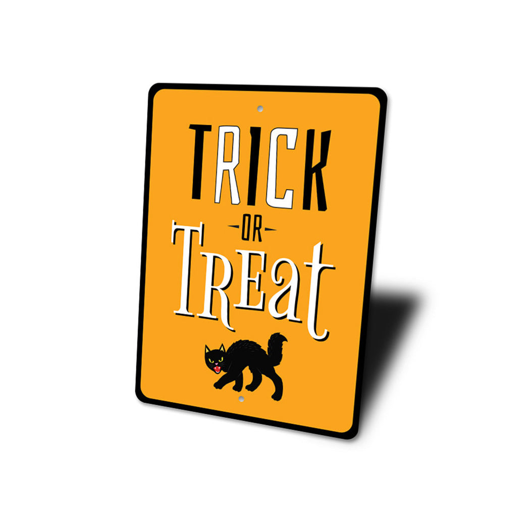 Trick or Treat Black Cat Sign