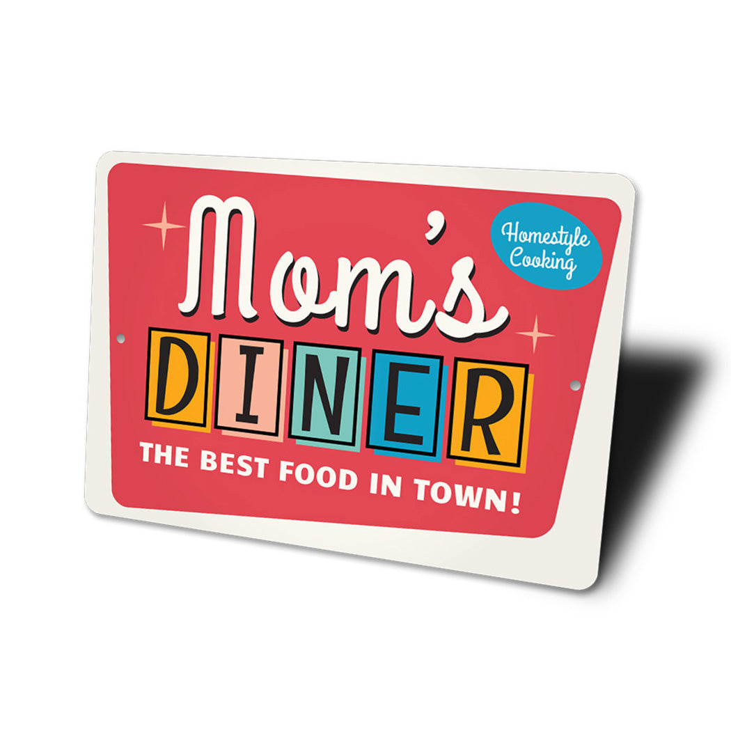 Mom's Diner Sign