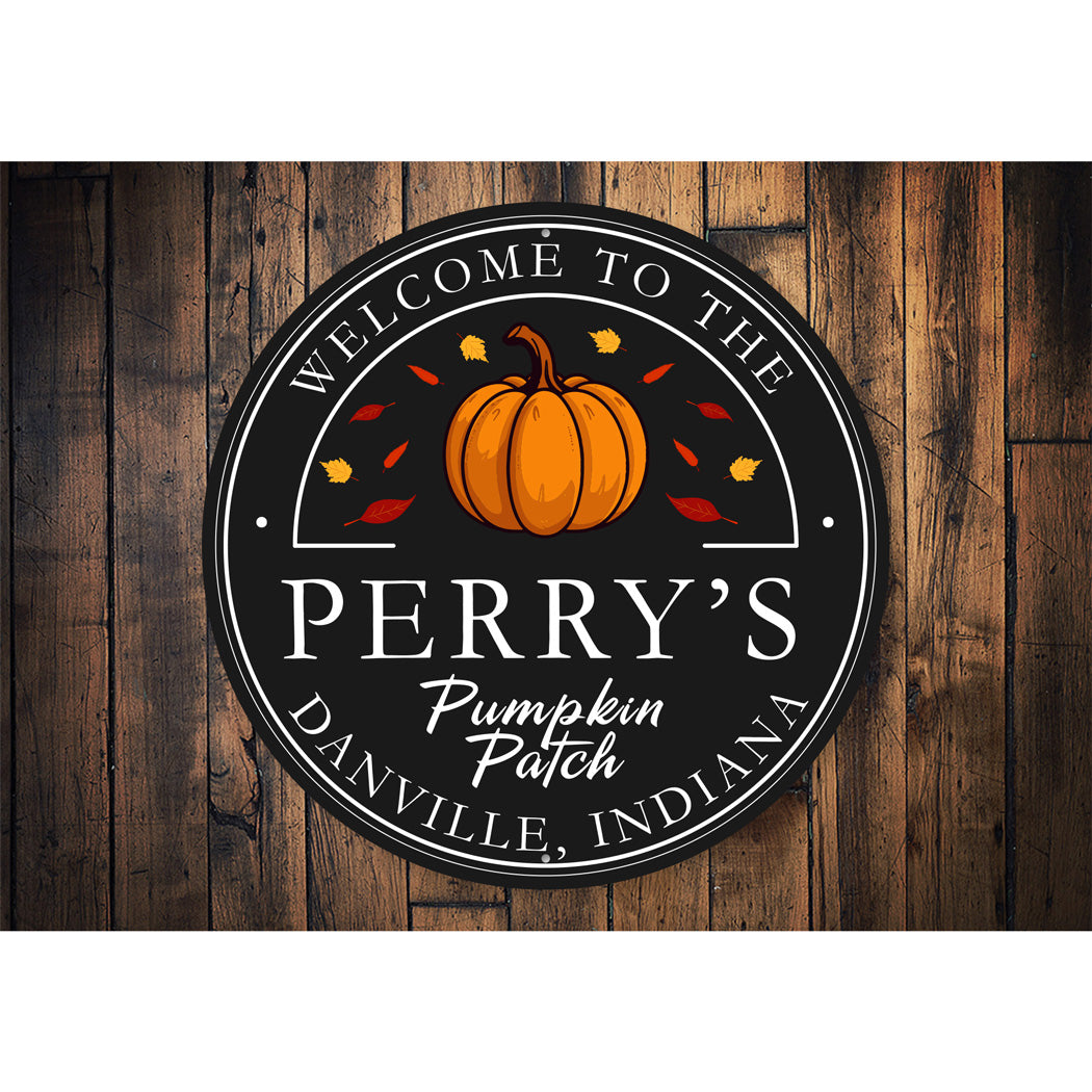 Custom Welcome To Family Pumpkin Patch Round Sign